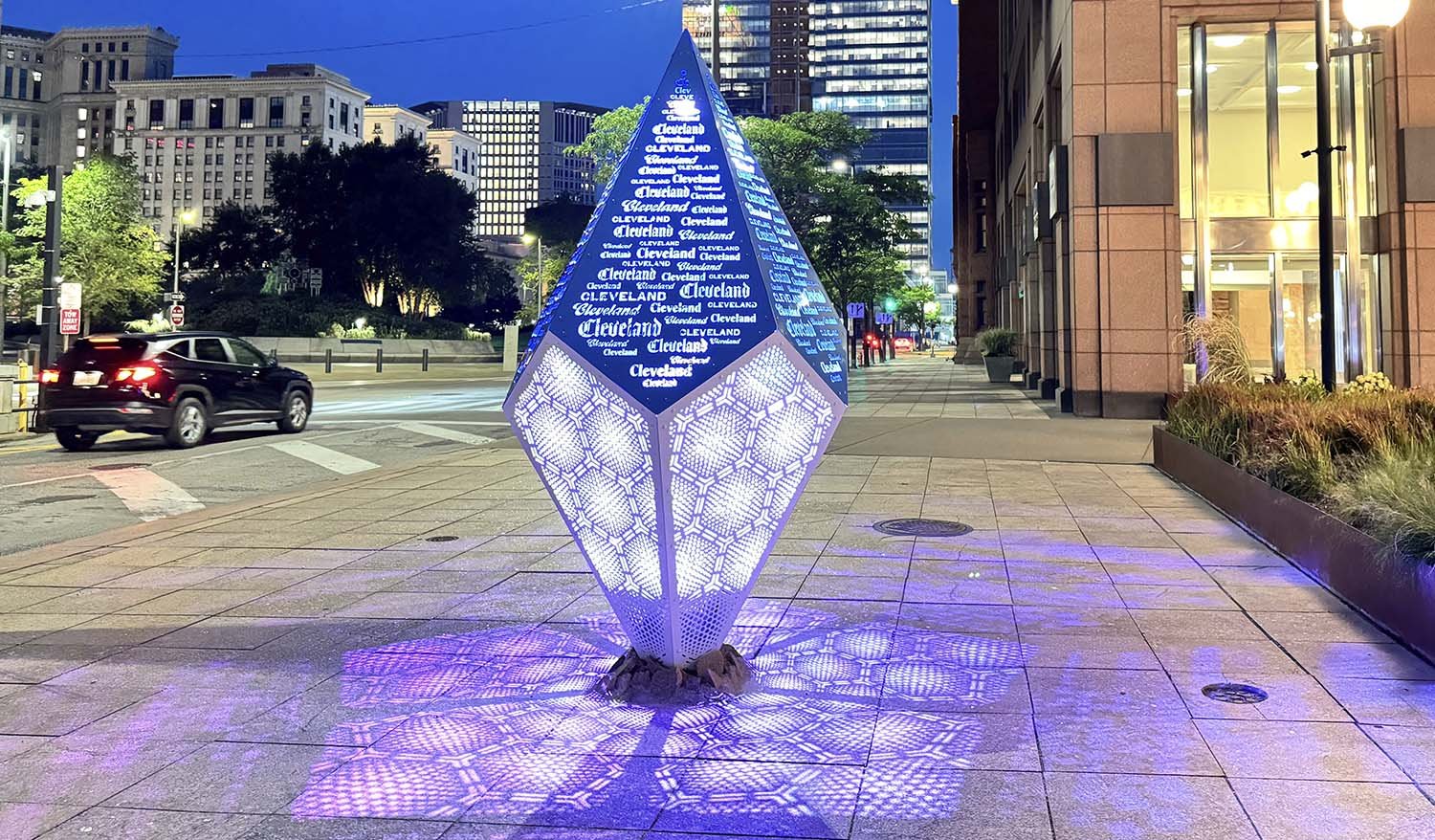 «Cleveland Crystal» паблик-арт инсталляция