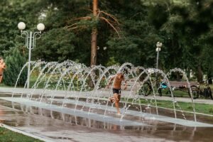 Сухой фонтан «Водная арка»