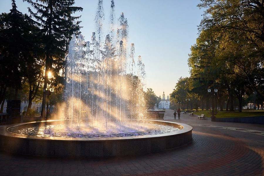 Світломузичний ансамбль фонтанів на Алеї Героїв - Фото №5